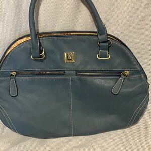 Stone Mountain Accessories Blue Handbag